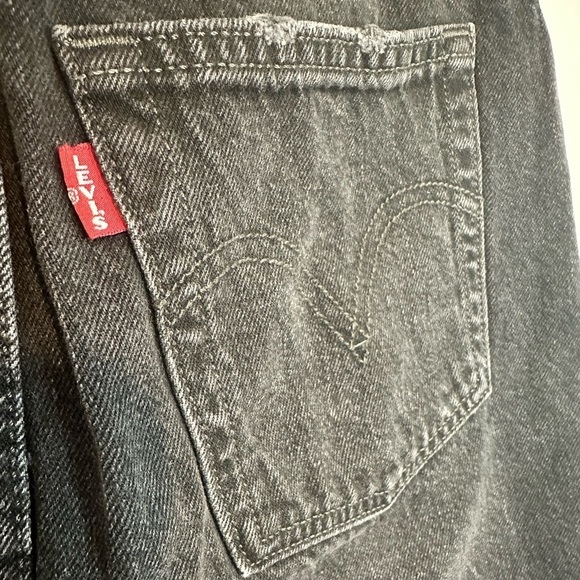 Levi’s High Rise Distressed  Black Denim Skirt - Picture 6 of 8